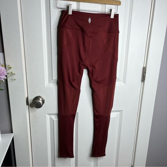 Free People Movement Burnt Red Born To Run High Rise Leggings Size Small - Picture 8 of 9